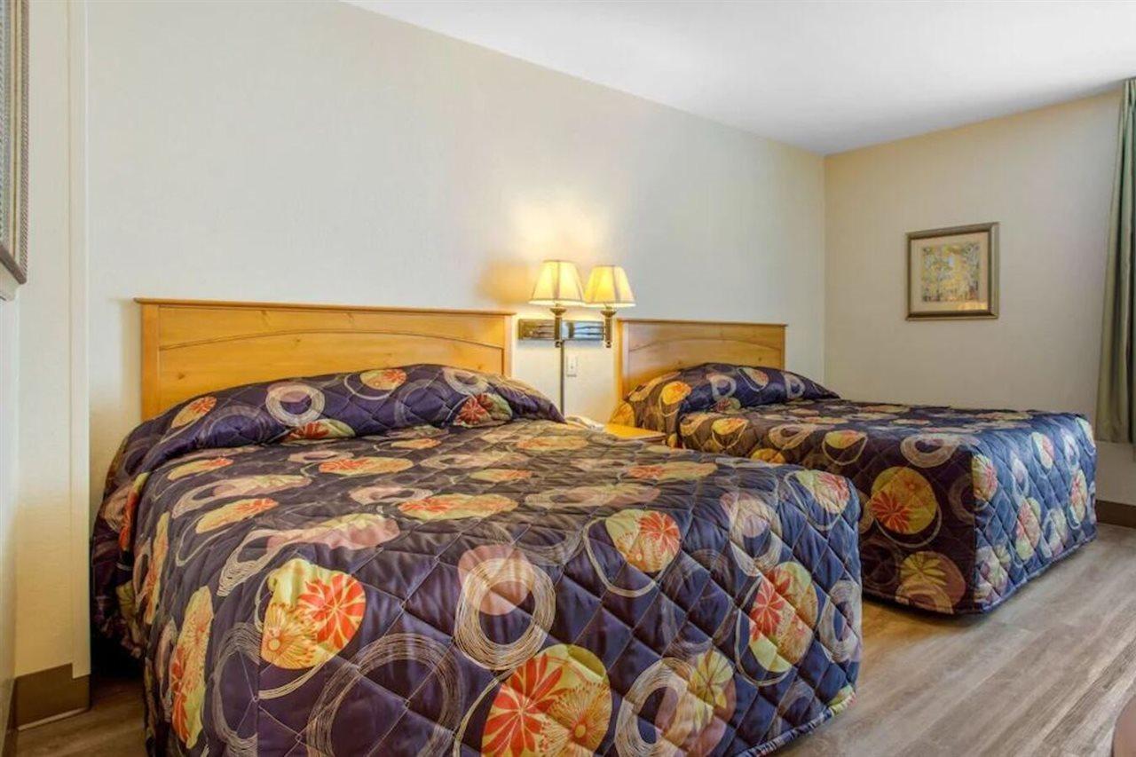 Rodeway Inn & Suites Near Outlet Mall - Άσβιλ Εξωτερικό φωτογραφία