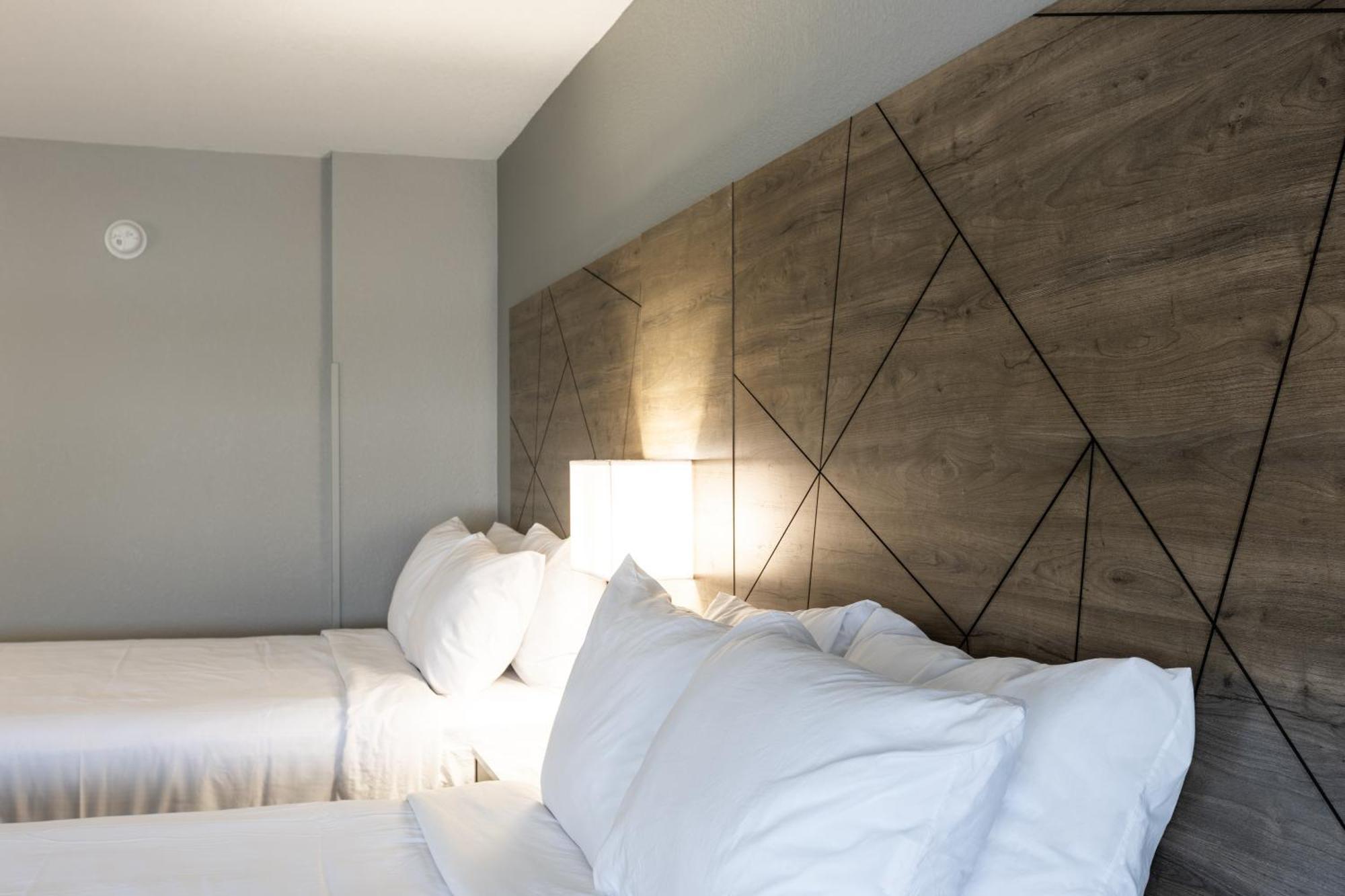 Rodeway Inn & Suites Near Outlet Mall - Άσβιλ Εξωτερικό φωτογραφία
