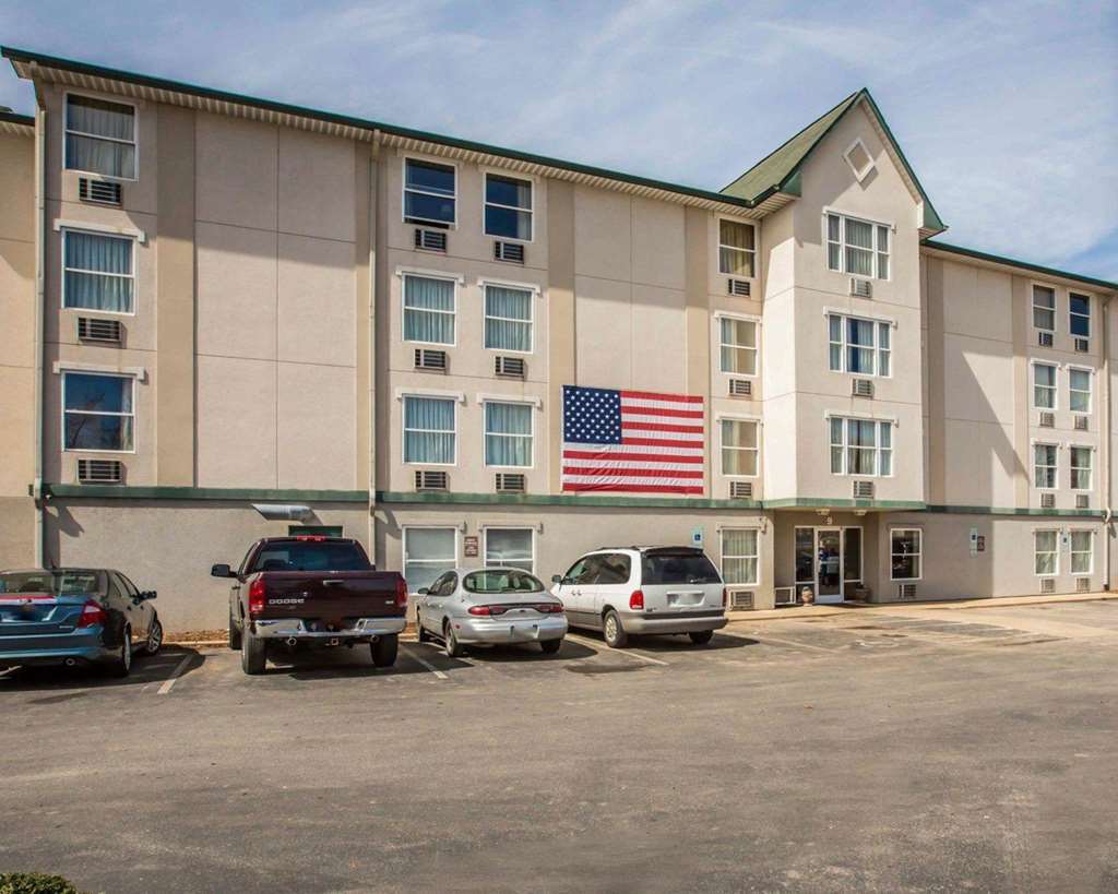 Rodeway Inn & Suites Near Outlet Mall - Άσβιλ Εξωτερικό φωτογραφία