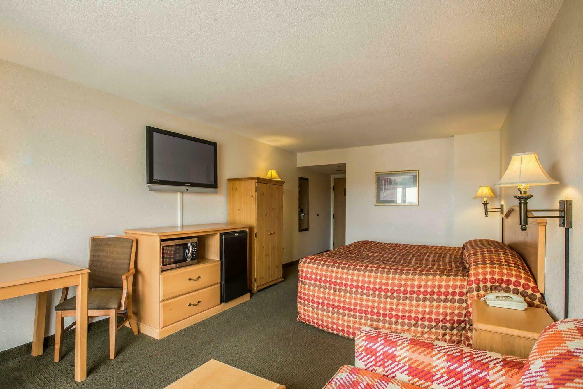 Rodeway Inn & Suites Near Outlet Mall - Άσβιλ Εξωτερικό φωτογραφία