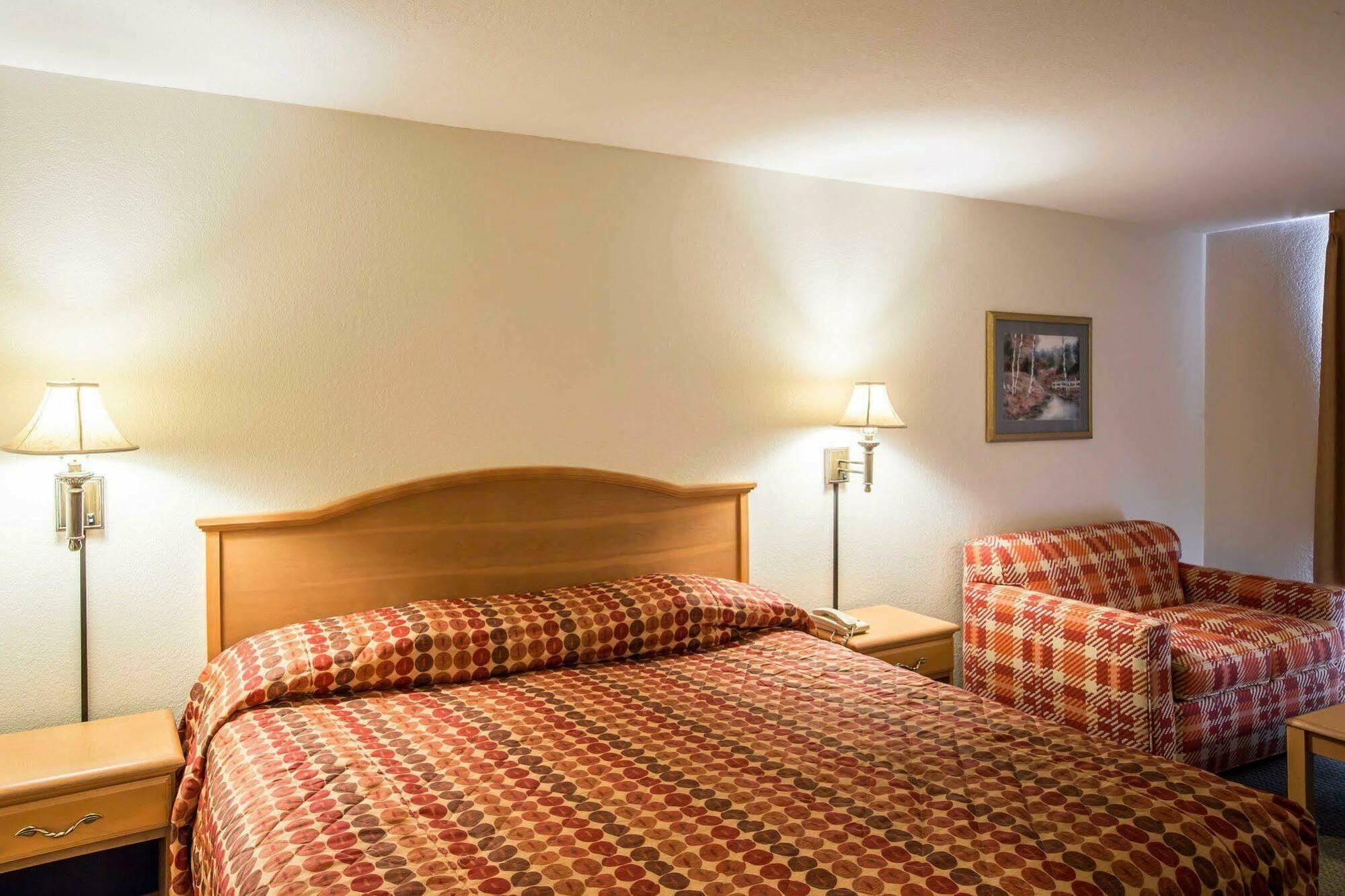 Rodeway Inn & Suites Near Outlet Mall - Άσβιλ Εξωτερικό φωτογραφία