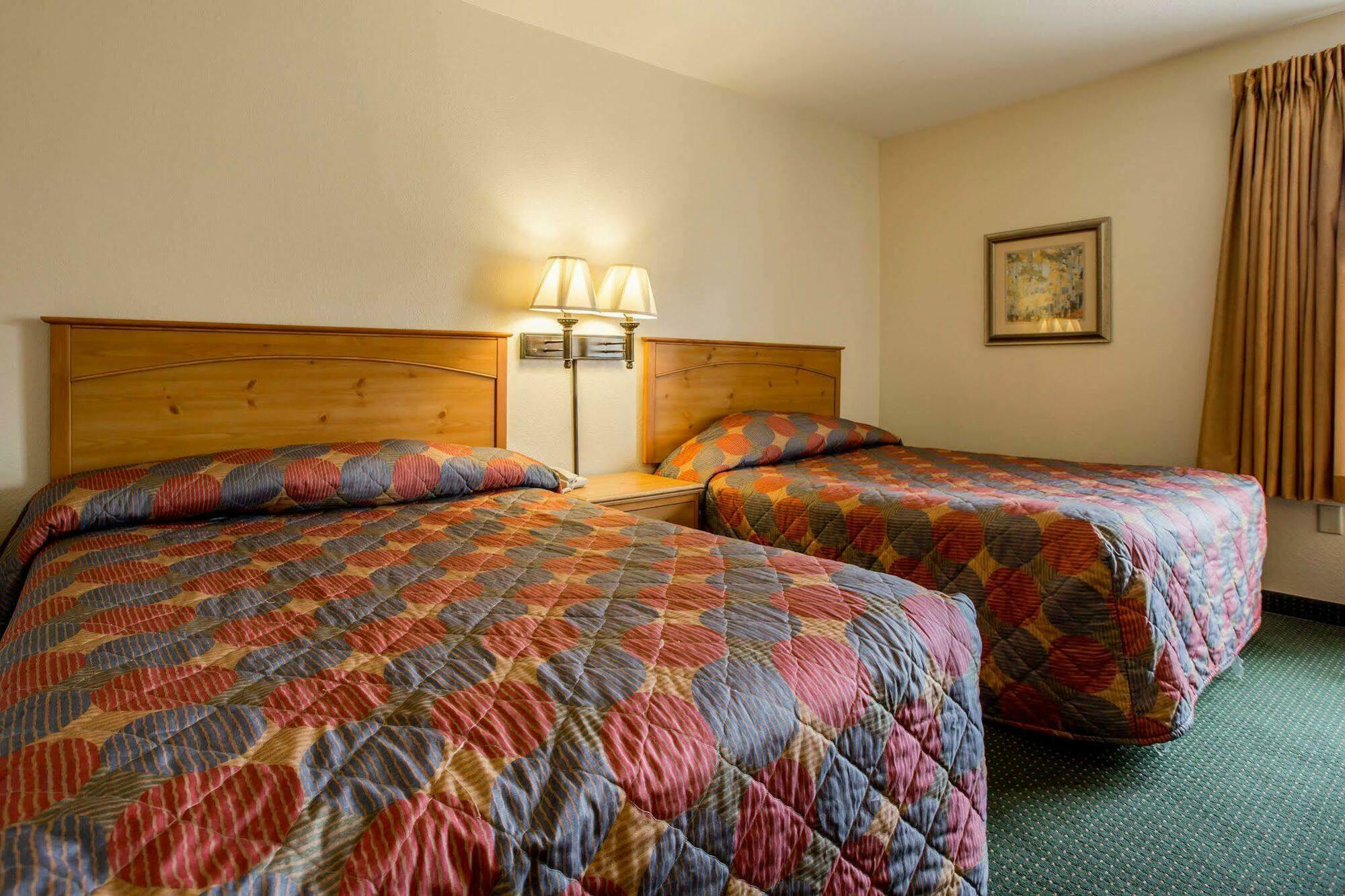 Rodeway Inn & Suites Near Outlet Mall - Άσβιλ Εξωτερικό φωτογραφία